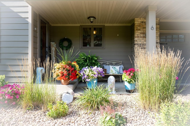 6 Pleasant View Ln, Circle Pines, MN 55014 - property entrance with covered porch