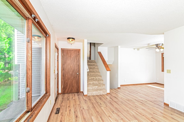 966 Chestnut St, Taylors Falls, MN 55084 - photo 3
