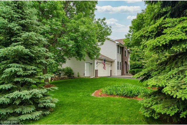 7098 Wellington Ln N, Maple Grove, MN 55369 - photo 2