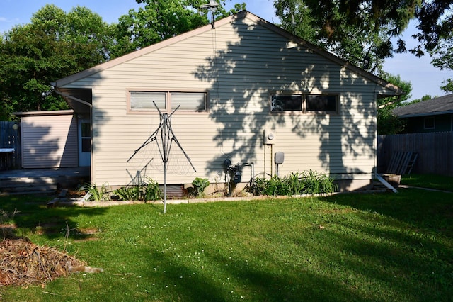 308 Maple Ave S, Thief River Falls, MN 56701 - view of home's exterior