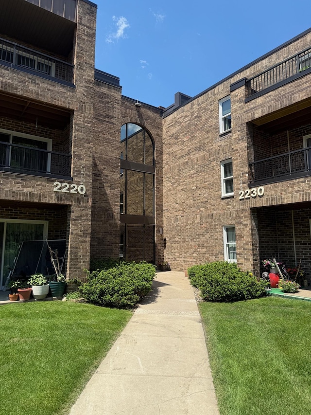 2210 Midland Grove Rd Unit 207, Roseville, MN 55113 - photo 2