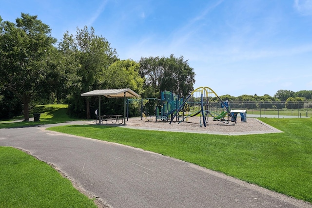 13525 Zenith Ln, Eden Prairie, MN 55346 - view of community play area