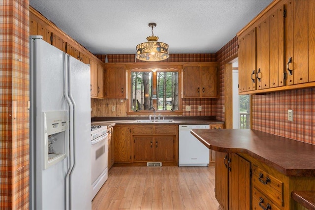 94 Wood Ridge Dr, Troy Twp, WI 54022 - photo 4