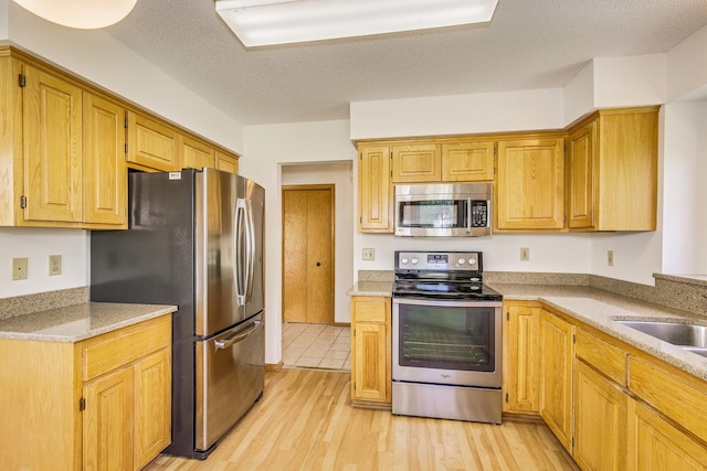 12818 Eastview Curv, Apple Valley, MN 55124 - photo 6
