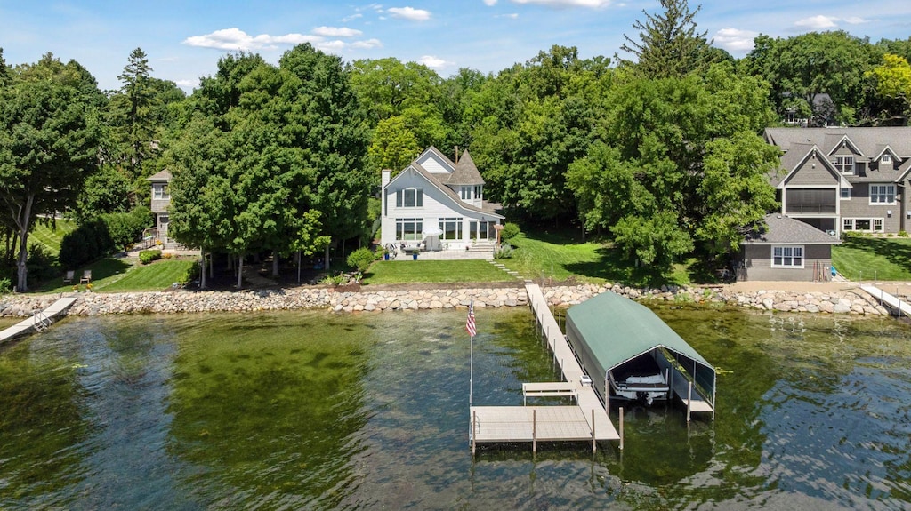 465 Lakeview Ave, Tonka Bay, MN 55331 - photo 1