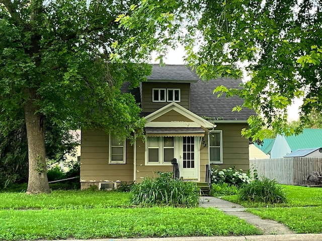 523 2nd Ave SE, Wells, MN 56097 - photo 1
