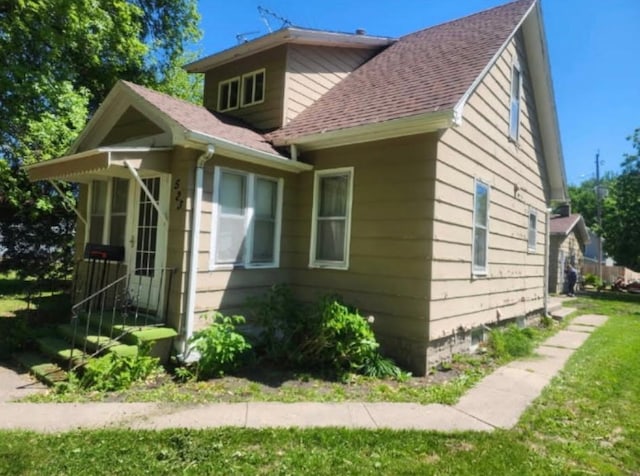 523 2nd Ave SE, Wells, MN 56097 - photo 3