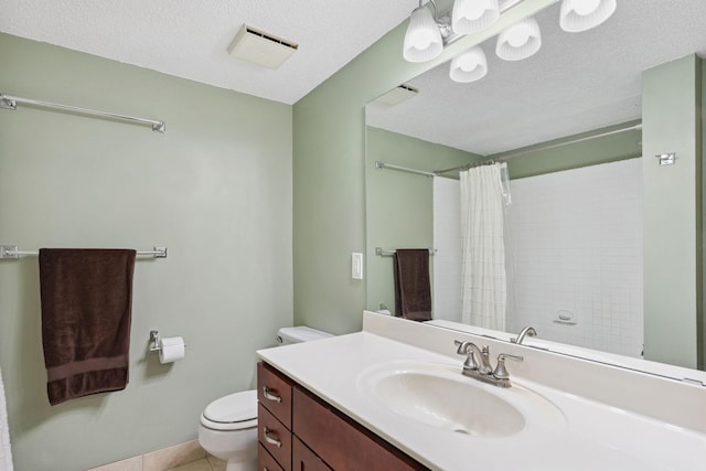 20 2nd St NE Unit P1008, Minneapolis, MN 55413 - bathroom featuring vanity, tile patterned floors, curtained shower, and a textured ceiling