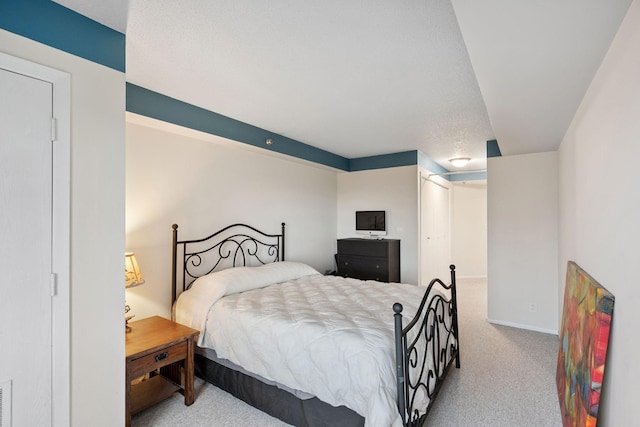 20 2nd St NE Unit P1008, Minneapolis, MN 55413 - carpeted bedroom with a closet and baseboards