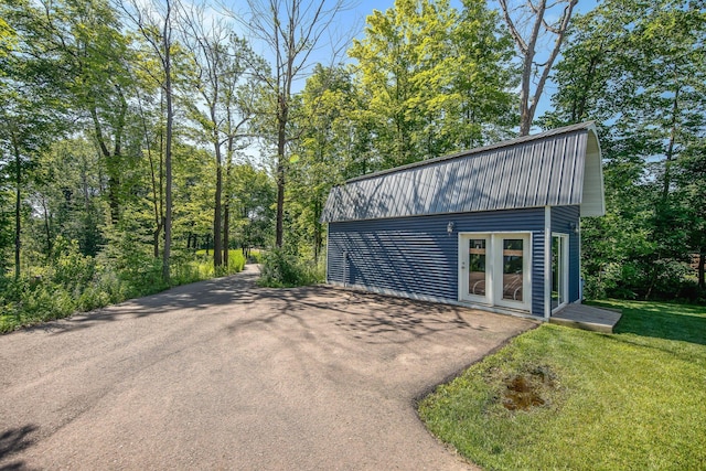 18465 Lake Ln, Chengwatana Twp, MN 55063 - view of garage