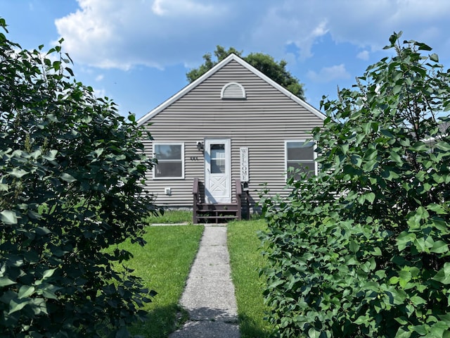 604 10th St, International Falls, MN 56649 - photo 1