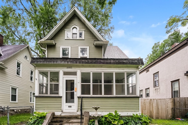2543 10th Ave S, Minneapolis, MN 55404 - photo 1