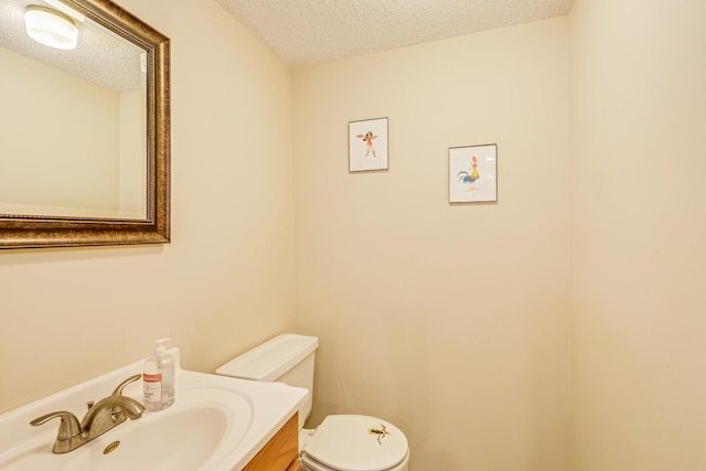 5481 Hyland Courts Dr, Bloomington, MN 55437 - photo 20