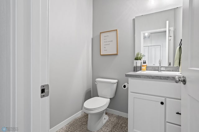 1030 Albert Dr W, West Fargo, ND 58078 - half bath featuring vanity and toilet