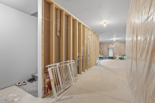 1030 Albert Dr W, West Fargo, ND 58078 - view of corridor