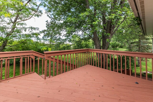 4019 Baffin Ln NE, Rochester, MN 55906 - view of deck
