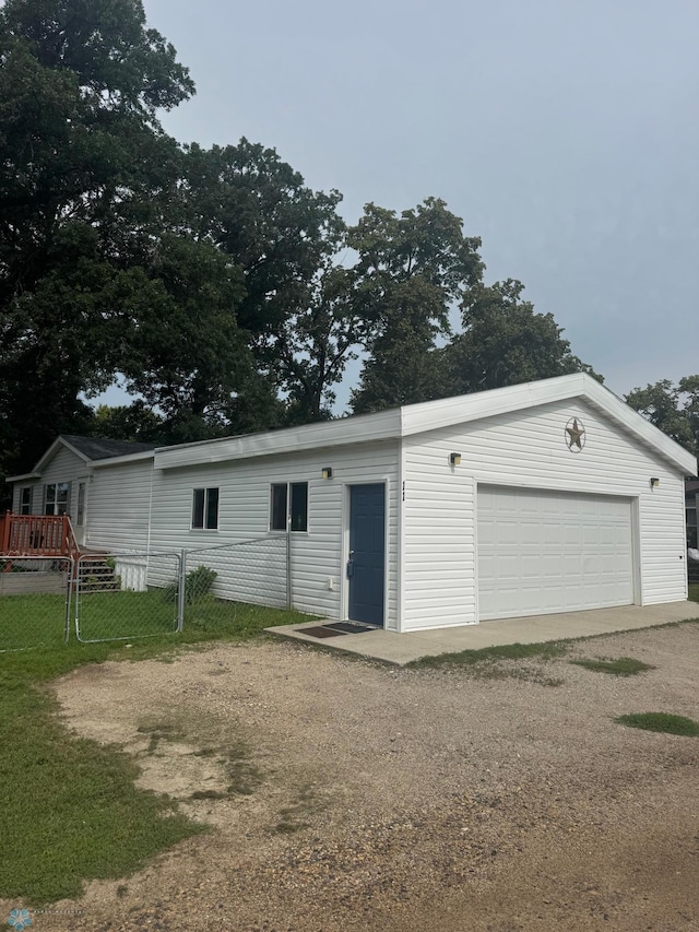 11 Horseshoe Bnd, Horace, ND 58047 - view of detached garage
