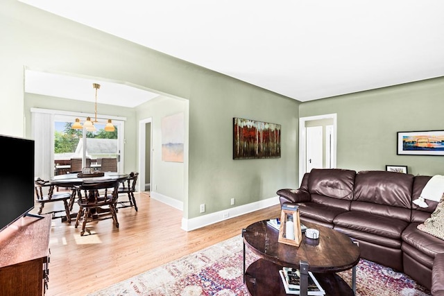 4332 Cooke St, Duluth, MN 55804 - living room with light wood-type flooring and baseboards