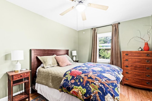 4332 Cooke St, Duluth, MN 55804 - bedroom with wood finished floors and ceiling fan