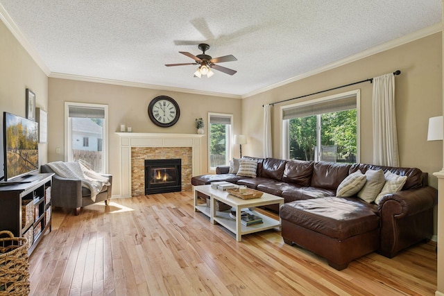2215 Stone Creek Ln E, Chanhassen, MN 55317 - photo 2