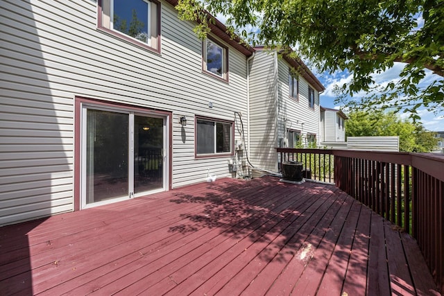 929 40th St NW, Rochester, MN 55901 - view of deck