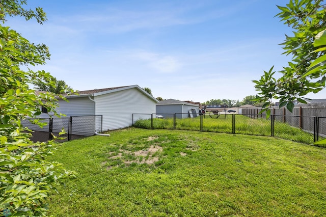 2350 20th Ave S, Fargo, ND 58103 - view of yard