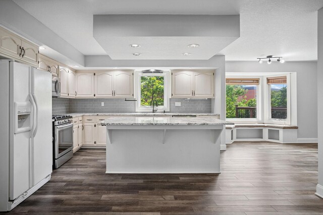 10905 35th Pl N, Plymouth, MN 55441 - photo 4