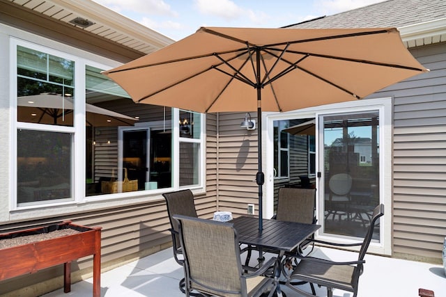 1101 Fabel Ln, Waconia, MN 55387 - view of patio / terrace with outdoor dining area