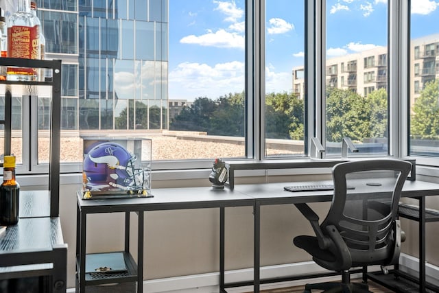 8151 33rd Ave S Unit 201, Bloomington, MN 55425 - office space with plenty of natural light