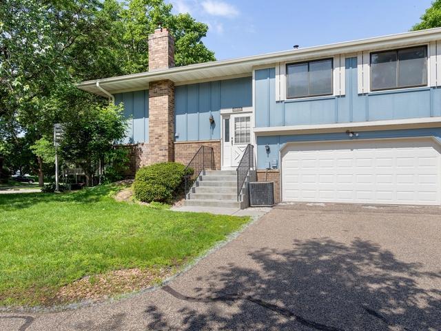 6855 Macbeth Ct, Woodbury, MN 55125 - photo 1