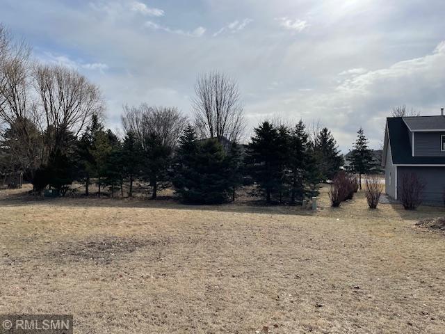 1379 Heritage Ave NW, Hutchinson, MN 55350 - photo 2
