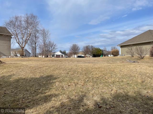 1379 Heritage Ave NW, Hutchinson, MN 55350 - photo 4