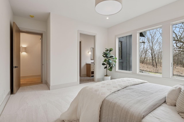 6176 Broadview Ave, Credit River Twp, MN 55372 - bedroom with carpet, ensuite bathroom, and recessed lighting