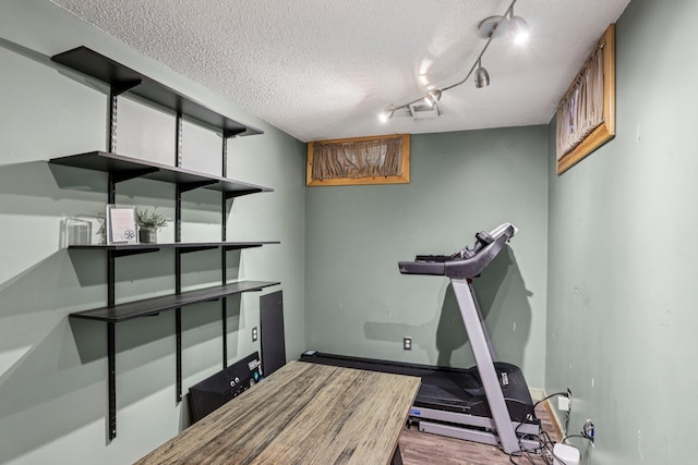 1481 Woodview Ave E, Eagan, MN 55122 - photo 23