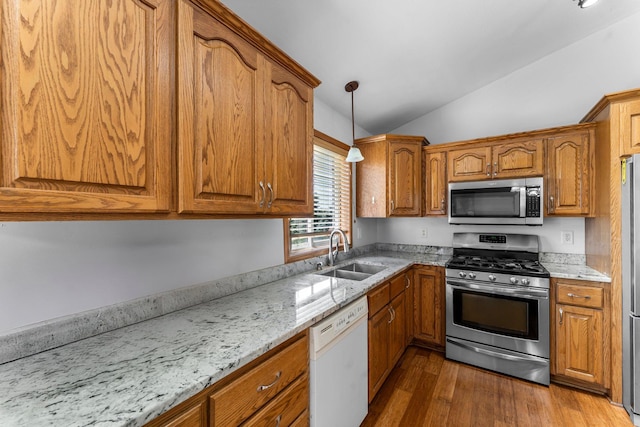 836 Newport Ave, Shakopee, MN 55379 - photo 6