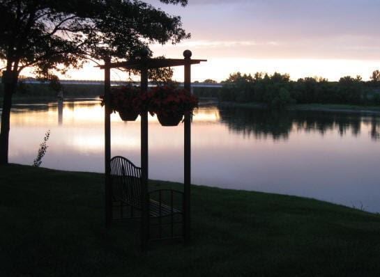 132 Goldfinch Ln, Clearwater, MN 55320 - water view