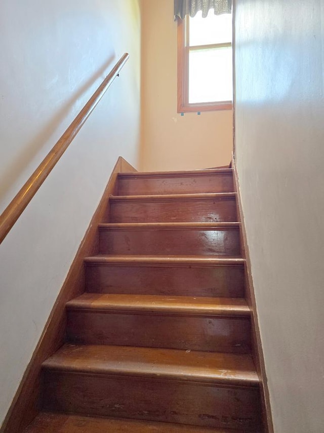 36789 State Highway 22, New Sweden Twp, MN 56082 - view of stairway
