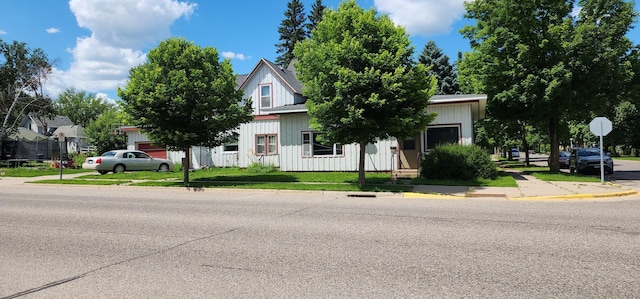 625 2nd Ave NE, Staples, MN 56479 - view of front of house