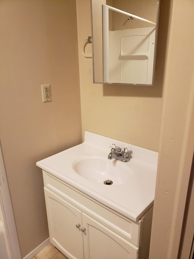 625 2nd Ave NE, Staples, MN 56479 - bathroom featuring vanity