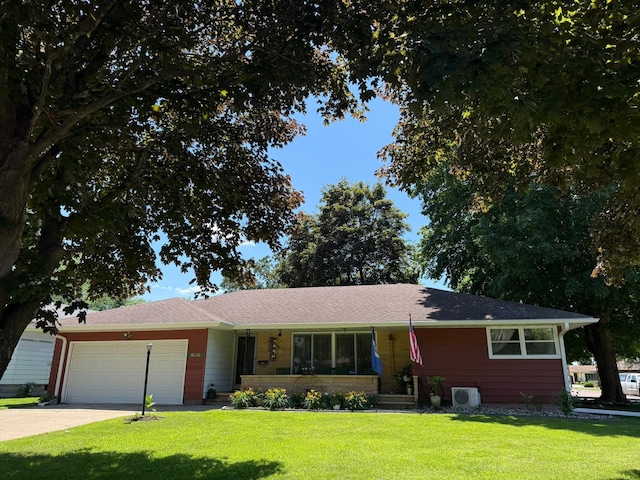 498 7th St SW, Wells, MN 56097 - photo 1