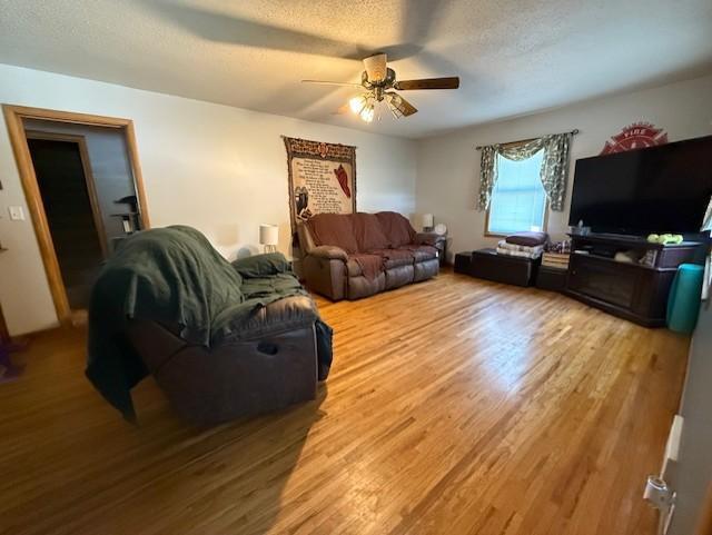 1332 2nd Ave, Windom, MN 56101 - photo 5