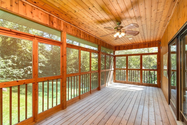 2655 88th Ct W, Northfield, MN 55057 - unfurnished sunroom featuring a ceiling fan