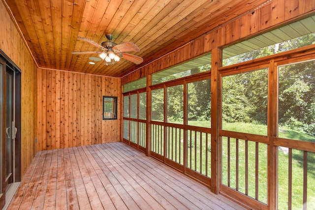 2655 88th Ct W, Northfield, MN 55057 - unfurnished sunroom with ceiling fan
