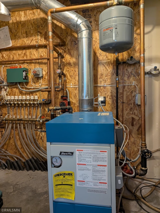 506 6th St SE, Little Falls, MN 56345 - utilities featuring a heating unit