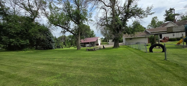 2473 Marshall St, Albert Lea, MN 56007 - view of yard