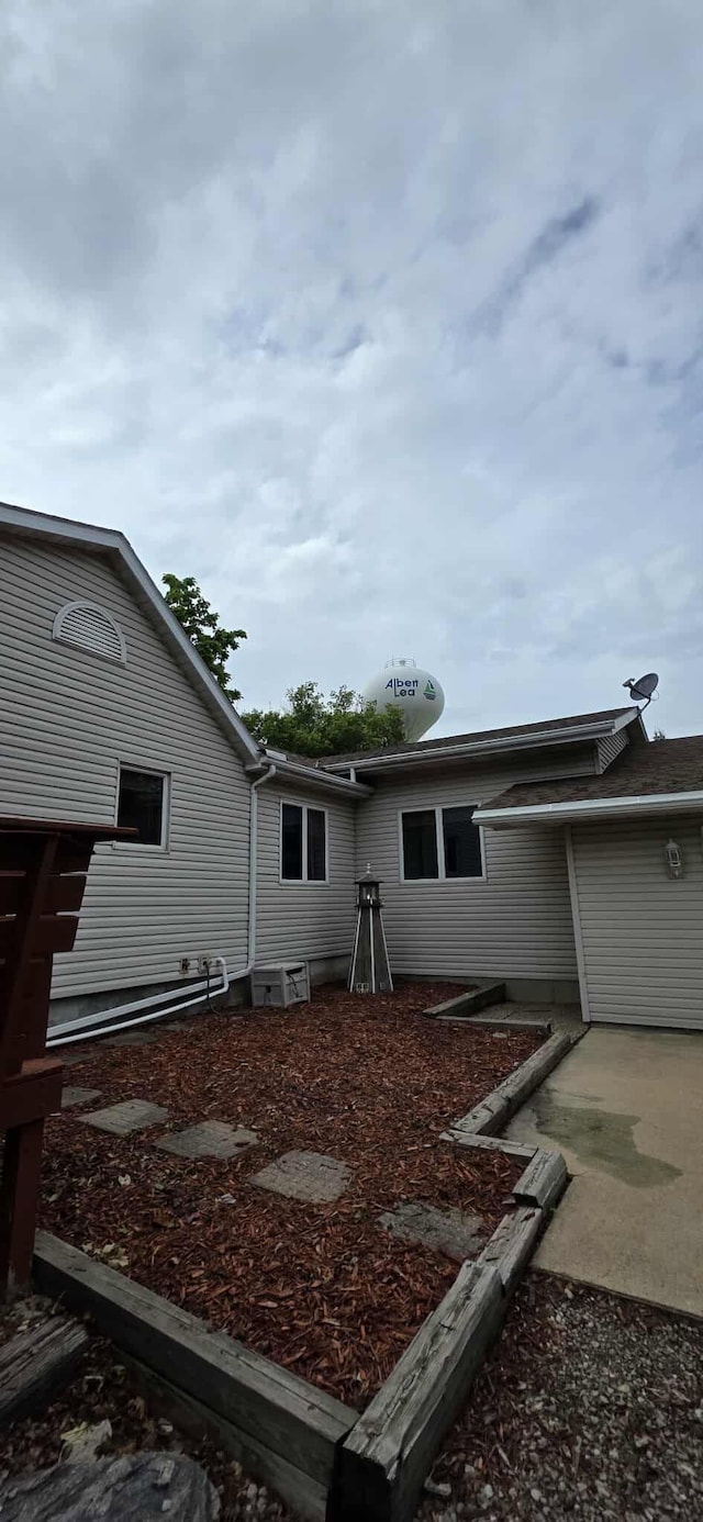 2473 Marshall St, Albert Lea, MN 56007 - back of property