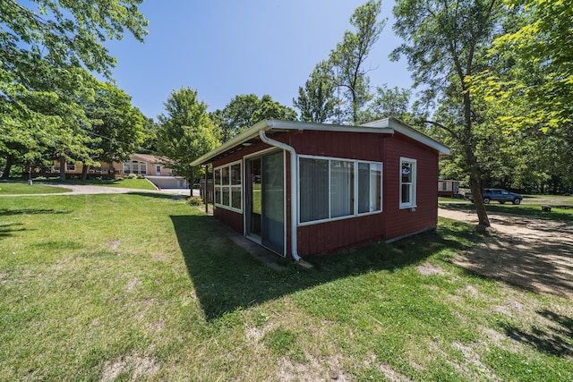 29501 Maplewood Rd Longshore, Unit Longshore, Callaway, MN 56521 - view of side of property with a yard