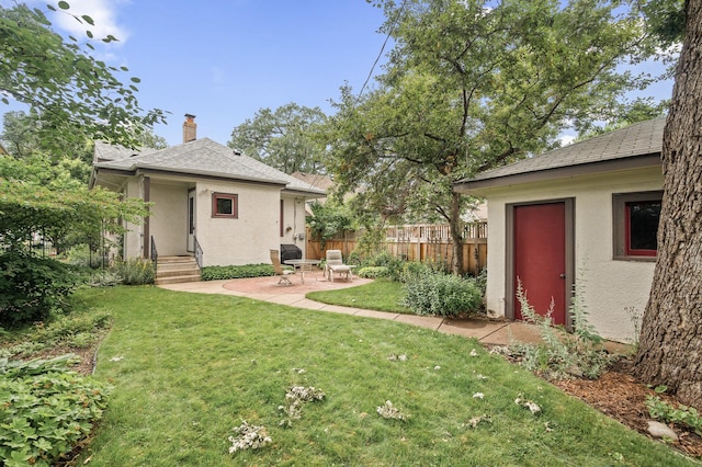 5043 Nokomis Ave, Minneapolis, MN 55417 - view of yard featuring a patio area
