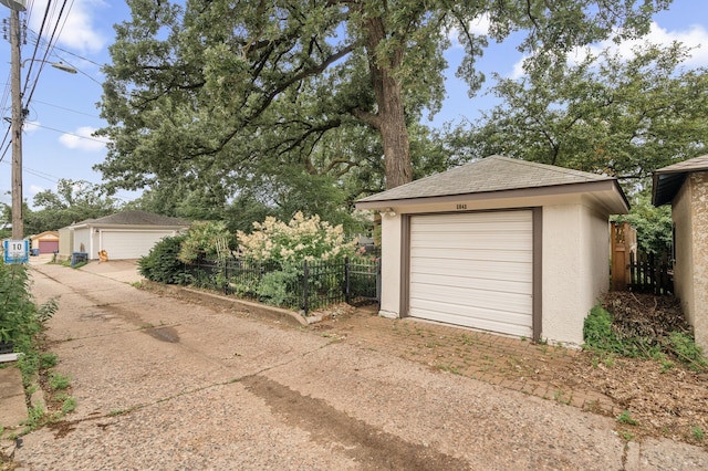 5043 Nokomis Ave, Minneapolis, MN 55417 - view of detached garage