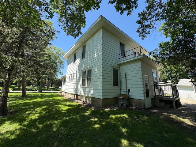 201 3rd St SE, Renville, MN 56284 - view of home's exterior with a lawn